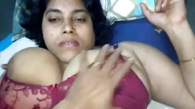 छोटा डोंग आदमी छेड़ा जा रहा हिंदी में फुल सेक्सी फिल्म है