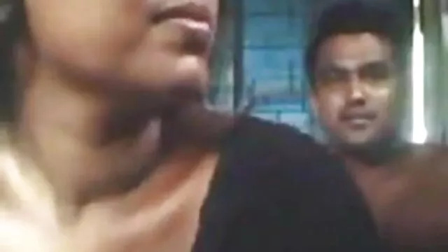 बस्टी ब्रुनेट सकिंग कॉक सेक्सी फिल्म फुल एचडी में हिंदी जबकि गड़बड़ पर लाउंज पुसी