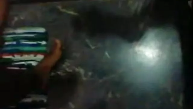 लड़की अपने प्रेमी को झटका देती है और मुंह में लोड लेती सेक्सी फिल्म हिंदी फुल है