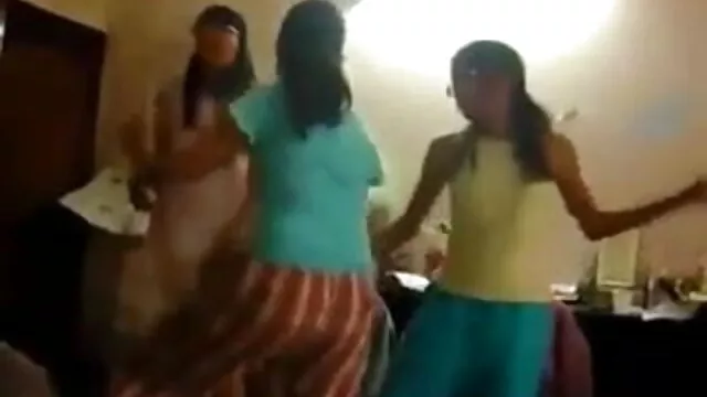ऑड्रे हॉलैंडर रफ सेक्सी फुल एचडी वीडियो दिखाइए एंड रेडी १
