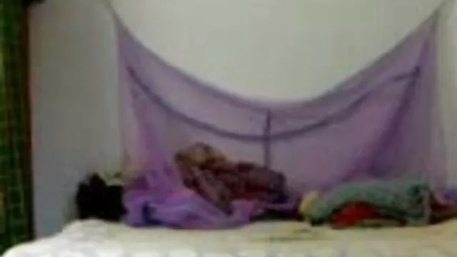 ब्लैक सेक्सी फुल मूवी हिंदी में पैंटी, रेड शूज़