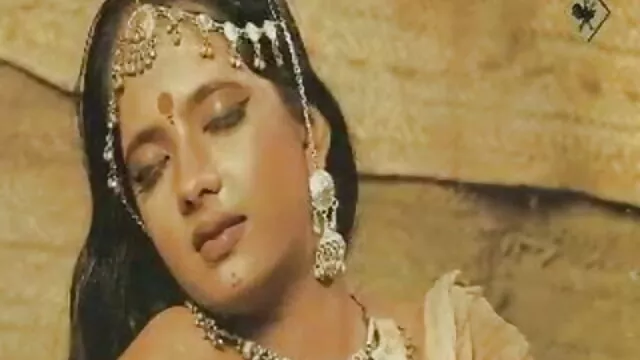पोर्नो को तेजी से सेक्सी पिक्चर मूवी फुल एचडी गहरी दरार में देखें