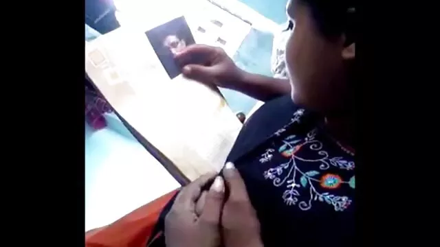 गोरा समलैंगिकों फुल सेक्सी हिंदी वीडियो शावर में cunnilingus