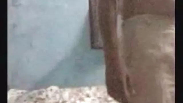 दो लड़कियां और फुल सेक्सी मूवी हिंदी में एक बैल।