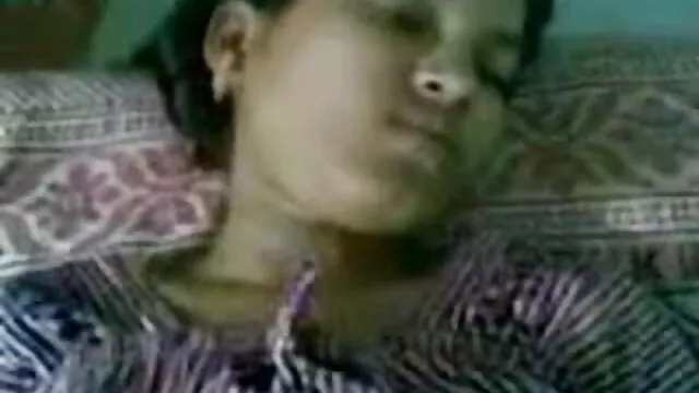 सार्वजनिक मंच पर असली अश्लील फुल सेक्सी मूवी हिंदी में संभोग