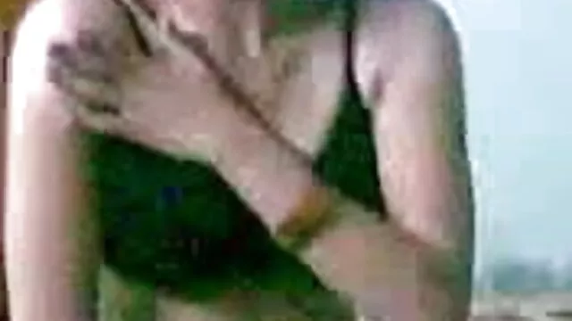 एमआईएलए सेक्सी फिल्म फुल एचडी में हिंदी थिंग 1