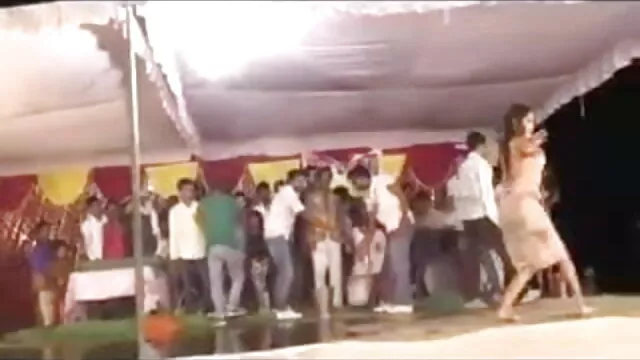 मजेदार एचडी सेक्सी फिल्म फुल जांघिया के लिए सजा