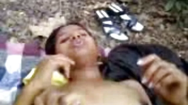 सोलो बस्टी बेब हिंदी फिल्म सेक्सी फुल एचडी
