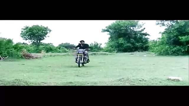 एवलिन बाध्य सेक्सी फिल्म फुल एचडी सेक्सी है लेकिन अपने लंड को खुश करने के लिए उत्सुक है