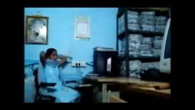 गोरा किशोर उसके पिता के साथ हिंदी सेक्सी वीडियो फुल मूवी नहीं